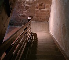 Contactez votre spécialiste de la création d'escalier sur mesure près d'Albi